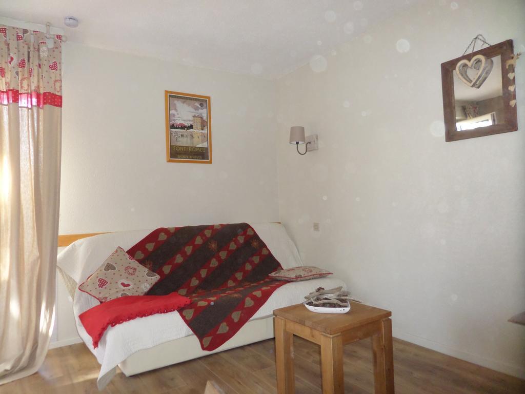 Appartements Les Balcons Du Soleil Font-Romeu-Odeillo-Via Zimmer foto